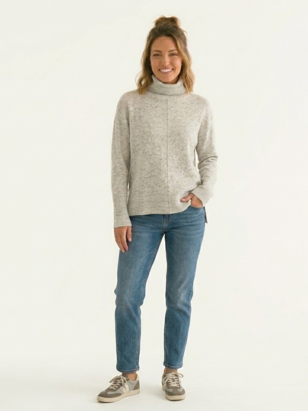 Athleta Extra Fine Merino Wool Heather Cream Cowl Turtleneck Sweater Medium Soft